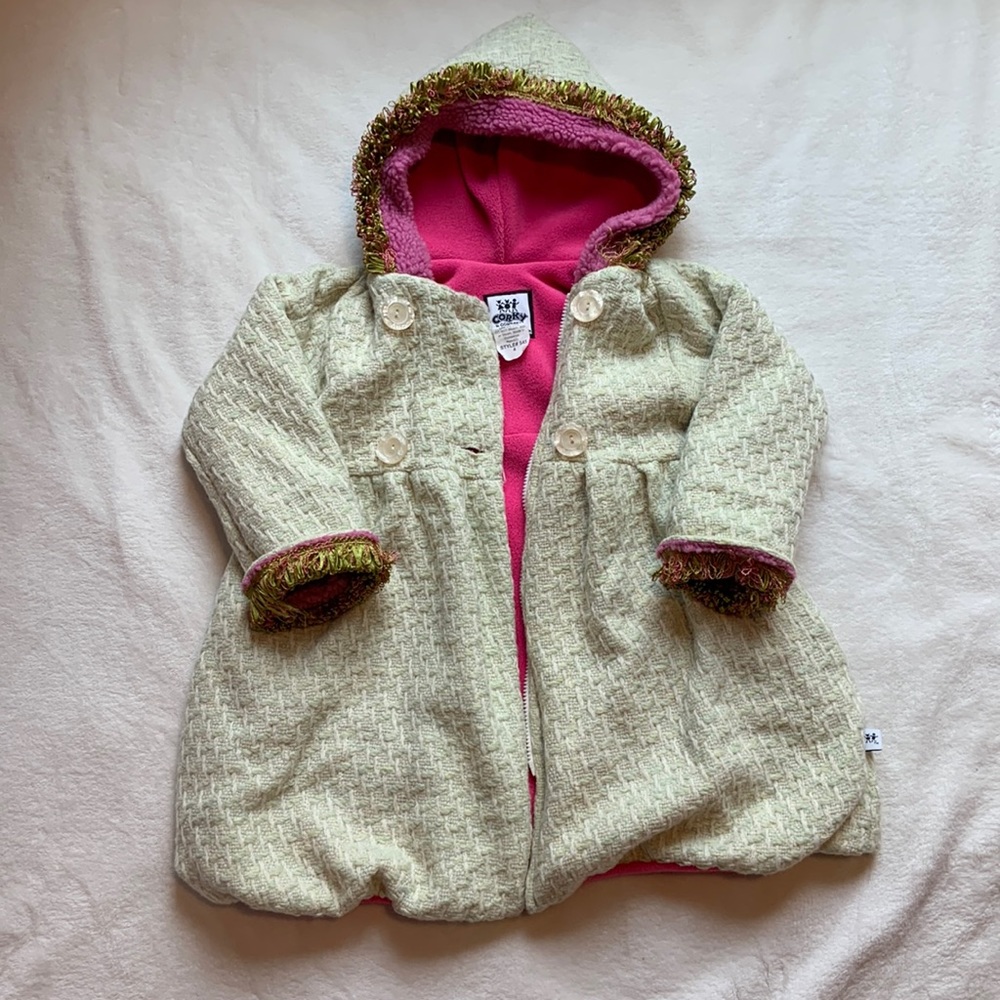 CORKY AND COMPANY STYLISH WINTER COAT!